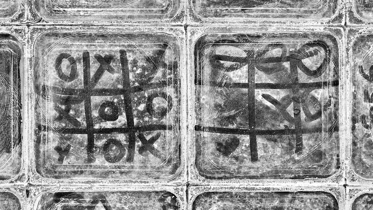 Tic-tac-toe